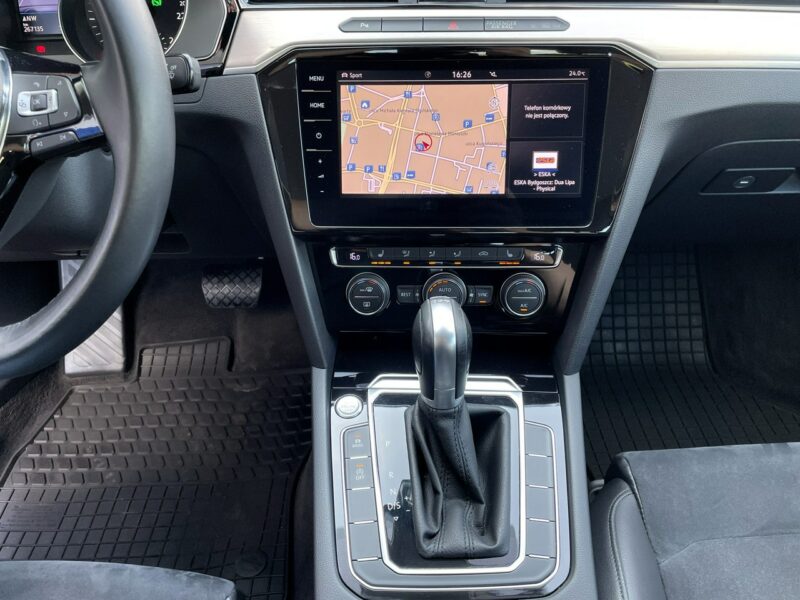 Volkswagen Passat LED, Klima, Navi, Temp, Asystenci, Kamera, Grzane Fotele, Martwe Pole B8 (2014-2023)