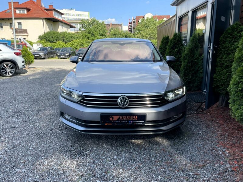 Volkswagen Passat LED, Klima, Navi, Temp, Asystenci, Kamera, Grzane Fotele, Martwe Pole B8 (2014-2023)