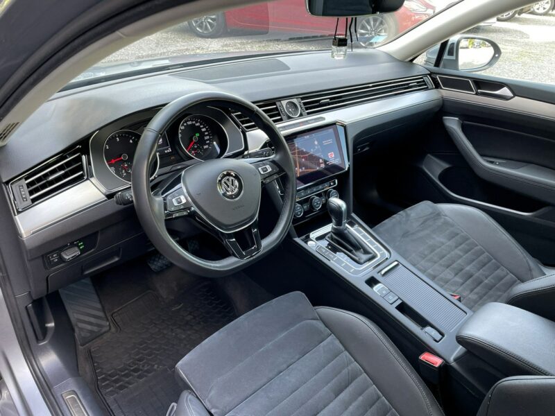 Volkswagen Passat LED, Klima, Navi, Temp, Asystenci, Kamera, Grzane Fotele, Martwe Pole B8 (2014-2023)