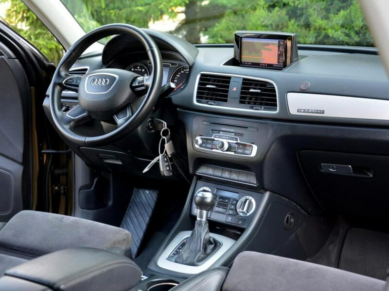 Audi Q3 Quattro Bixenon Led Skóry Navi Alcantara Keyles 2XParkt ASO I (2011-2018)