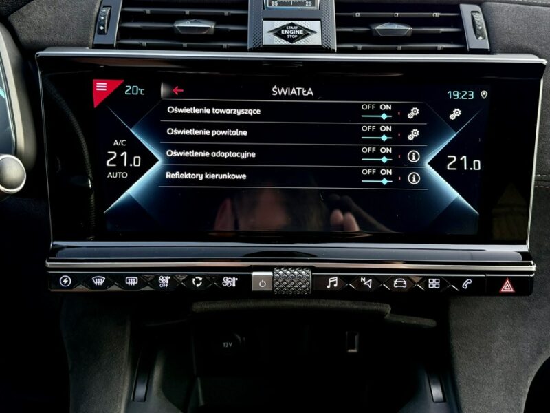 DS Automobiles DS 7 Crossback Performance,225KM,Full wersja
