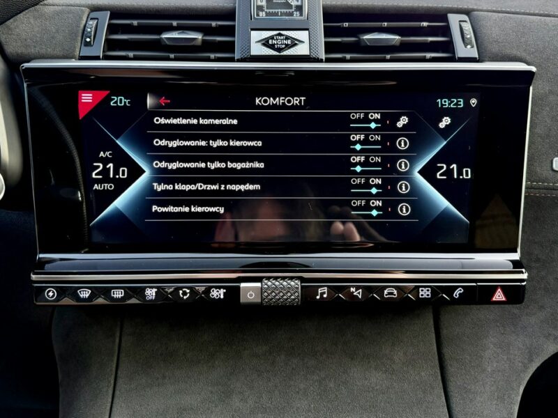 DS Automobiles DS 7 Crossback Performance,225KM,Full wersja