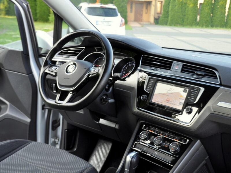 Volkswagen Touran 2.0TDI(150KM)*Navi*Automat*Radar ACC*Klimatronik*Reling*Alu17"ASO VW III (2015-)