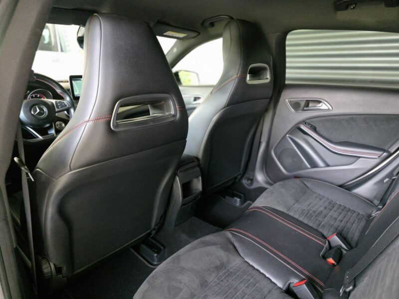 Mercedes CLA 200 Shooting Brake AMG Line I (2013-2019)