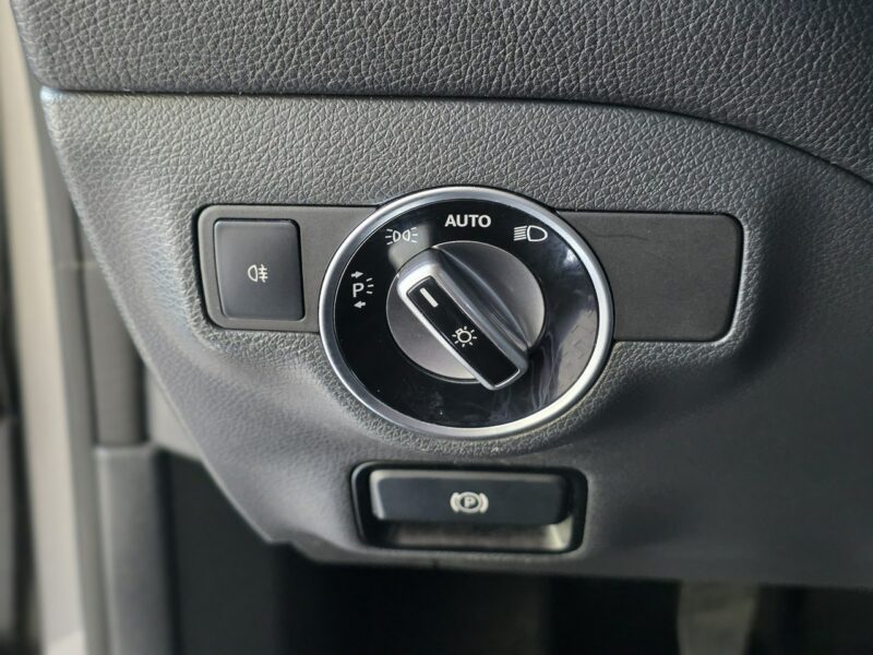 Mercedes CLA 200 Shooting Brake AMG Line I (2013-2019)