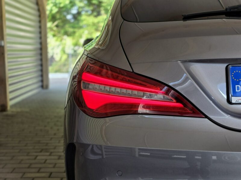 Mercedes CLA 200 Shooting Brake AMG Line I (2013-2019)