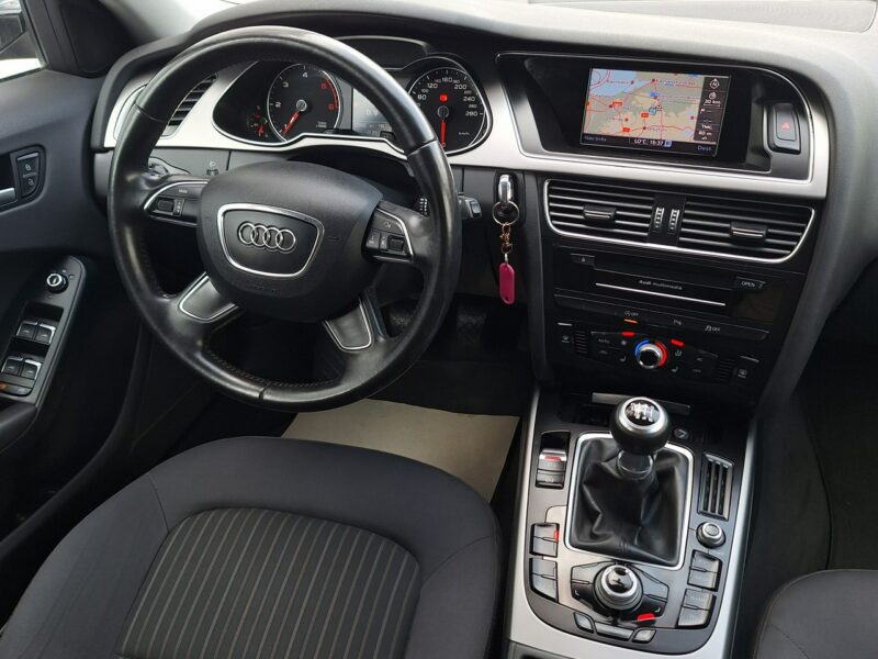 Audi A4 * 2.0CR TDi* 177KM* Bardzo Ładna* Common rail* NAWIGACJA B8 (2007-2015)