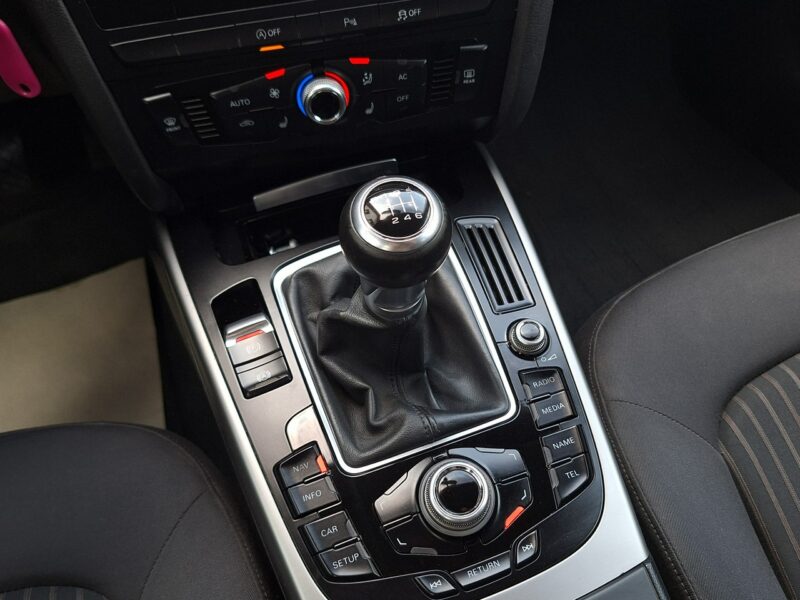 Audi A4 * 2.0CR TDi* 177KM* Bardzo Ładna* Common rail* NAWIGACJA B8 (2007-2015)