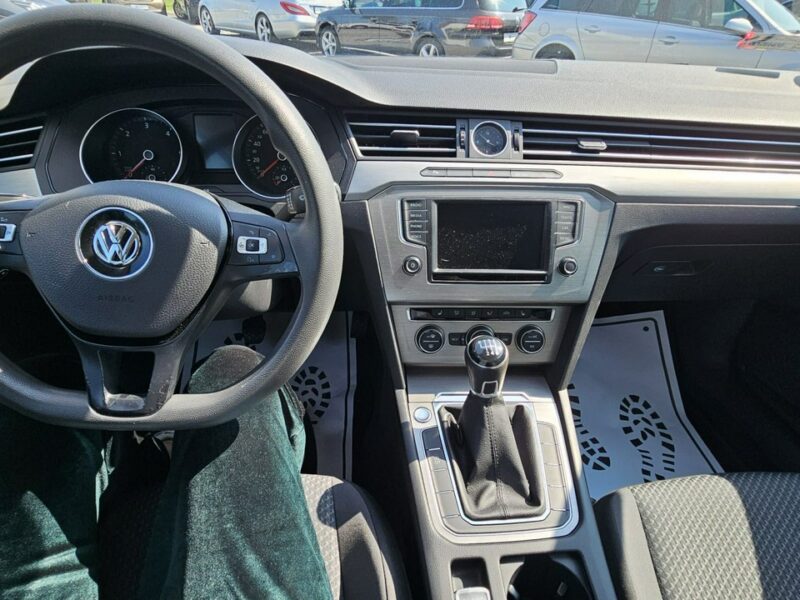 Volkswagen Passat 1 WŁ !manual *2,0tdi 150KM *Dobre wyposaż. / Gwarancja * Zamiana B8 (2014-2023)