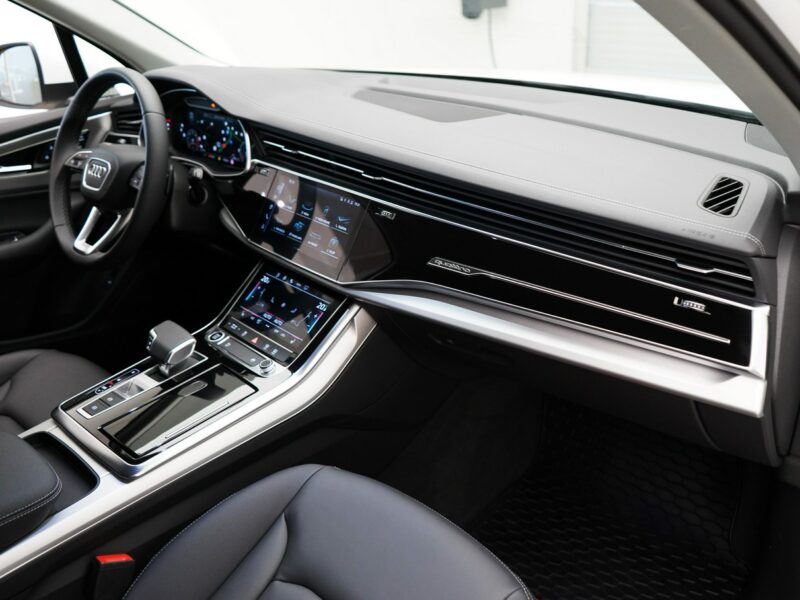 Audi Q7 45TDI Sline Quattro Pneumatyka Kamera LED III (2015-)