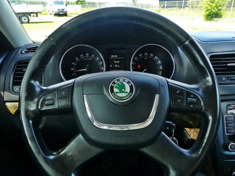 Škoda Yeti 2.0 TDI*4x4*EXPERIENCE*Climatronic*Alu*Xenon*Panorama*Elektr*TopStan!! I (2009-)