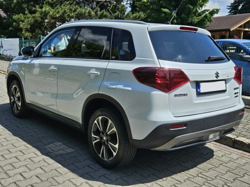 Suzuki Vitara Napęd 4x4 / 1 właściciel / Krajowy / Serwis ASO / Bezwypadkowy III (2019-)