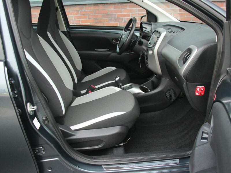 Toyota Aygo Automat*Klima*Kamera*Panel Dotyk*Esp*Led*Bluet*Alu15*Komp*GwarVGS II (2014-)