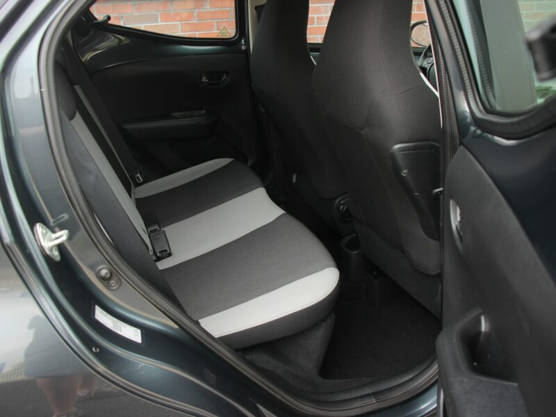 Toyota Aygo Automat*Klima*Kamera*Panel Dotyk*Esp*Led*Bluet*Alu15*Komp*GwarVGS II (2014-)
