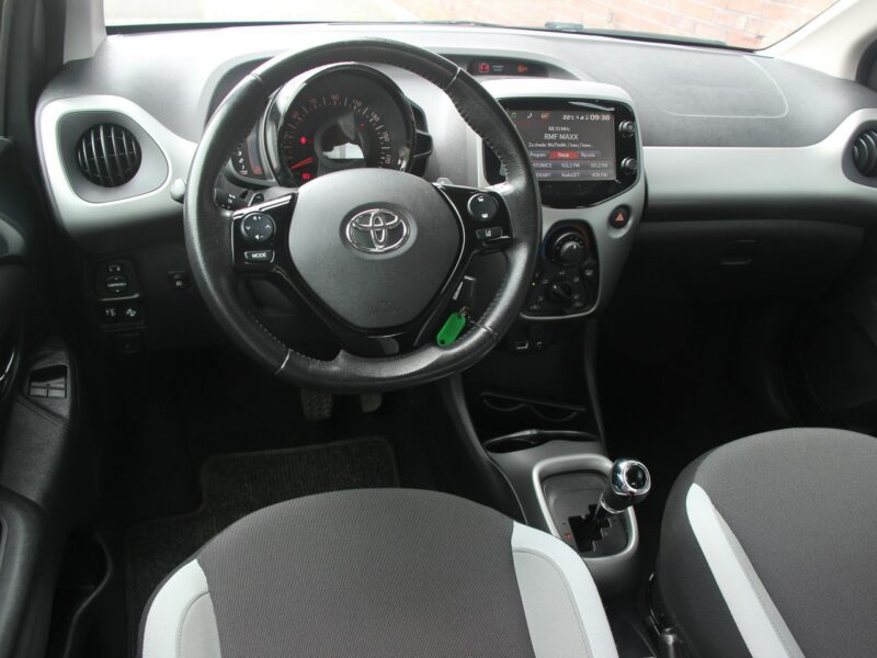 Toyota Aygo Automat*Klima*Kamera*Panel Dotyk*Esp*Led*Bluet*Alu15*Komp*GwarVGS II (2014-)