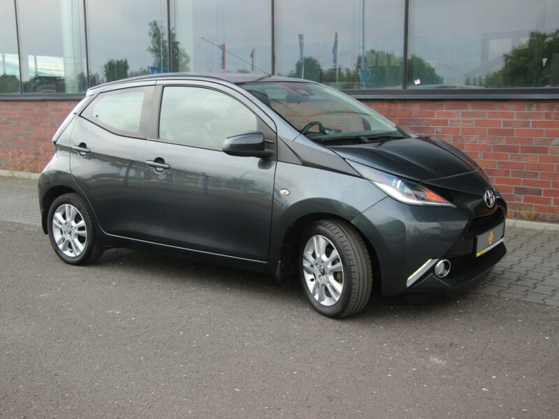 Toyota Aygo Automat*Klima*Kamera*Panel Dotyk*Esp*Led*Bluet*Alu15*Komp*GwarVGS II (2014-)