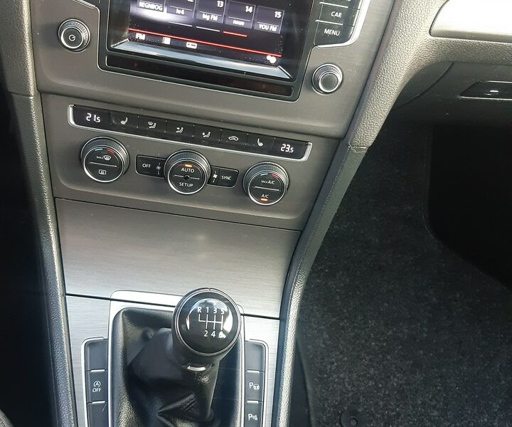 Volkswagen Golf Volkswagen Golf 1.4 TSI BlueMotion Technology Comfortline VII (2012-)