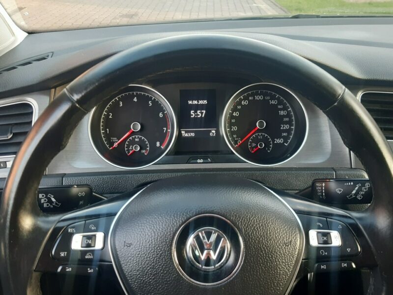 Volkswagen Golf Volkswagen Golf 1.4 TSI BlueMotion Technology Comfortline VII (2012-)