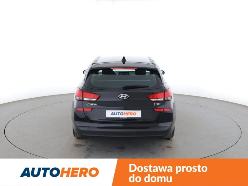 Hyundai i30 navi klima auto grzane fotele i kierownica kamera i czujniki parkowani III (2017-)