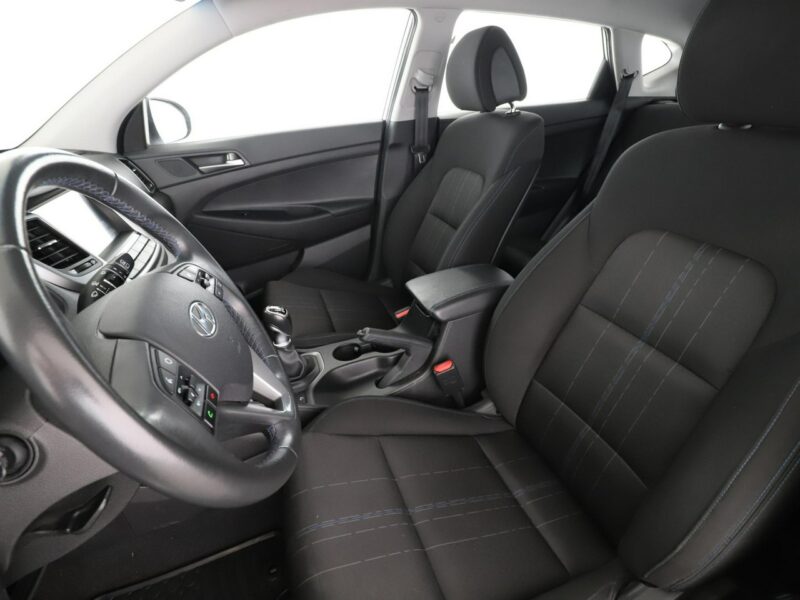 Hyundai Tucson navi klimatyzacja grzane fotele czujniki parkowania III (2015-2020)