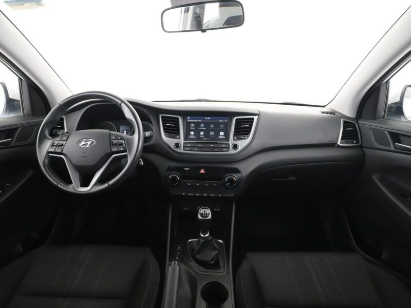Hyundai Tucson navi klimatyzacja grzane fotele czujniki parkowania III (2015-2020)