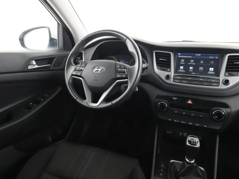 Hyundai Tucson navi klimatyzacja grzane fotele czujniki parkowania III (2015-2020)