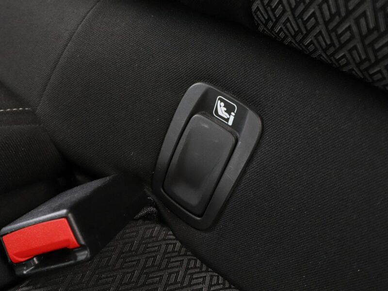 Opel Insignia automat klima auto grzane fotele czujniki parkowania hak B (2017-)