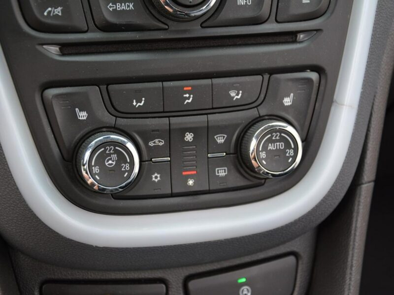 Opel Mokka Innovation bi-Xenon Ledy Navi Kamera Skóry Grzana Kier 2xPar Aso Opel I (2012-2019)