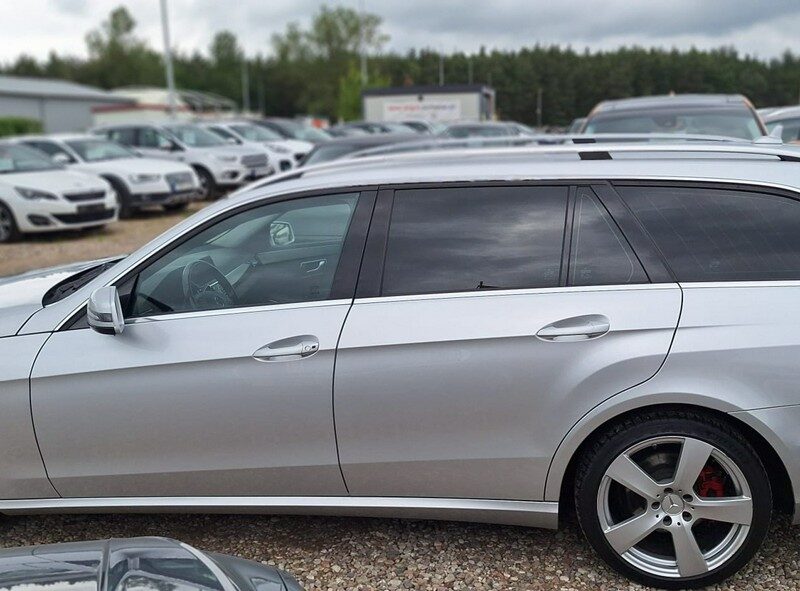 Mercedes E 200 xsenon automat zarejestrowany W212 (2009-)
