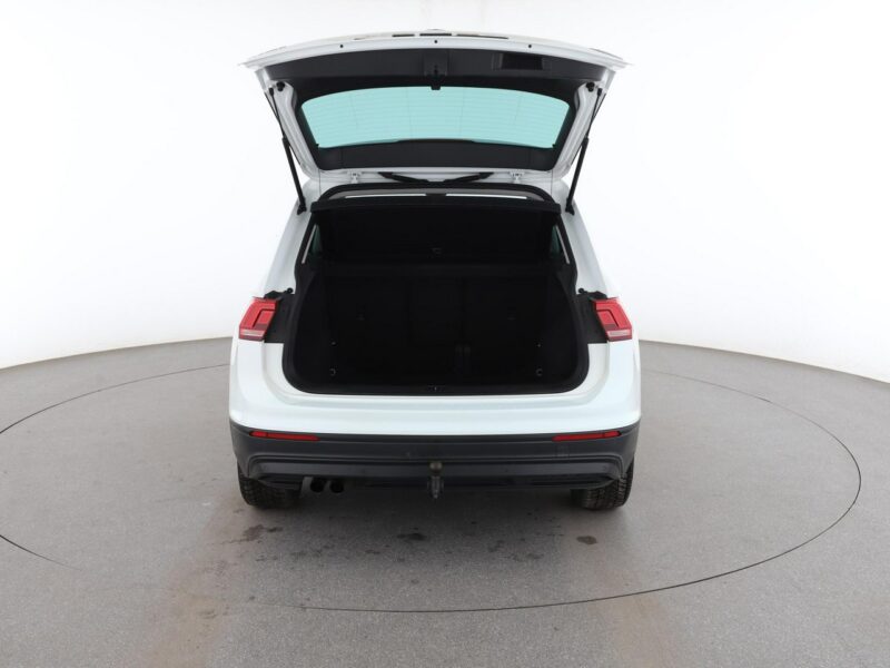 Volkswagen Tiguan GRATIS! Pakiet Serwisowy o wartości 600 zł! II (2016-2024)