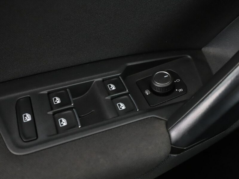 Volkswagen Tiguan GRATIS! Pakiet Serwisowy o wartości 600 zł! II (2016-2024)