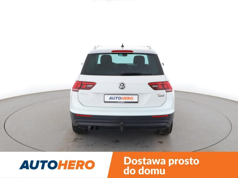 Volkswagen Tiguan GRATIS! Pakiet Serwisowy o wartości 600 zł! II (2016-2024)