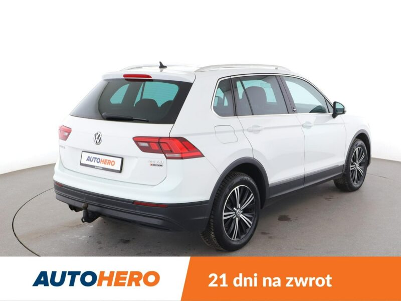 Volkswagen Tiguan GRATIS! Pakiet Serwisowy o wartości 600 zł! II (2016-2024)