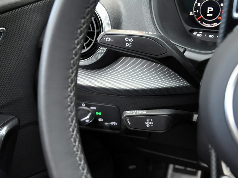 Audi Q2 35TFSI 150KM Stronic Virtual MatrixLed Tempomat Kamera SalonPL