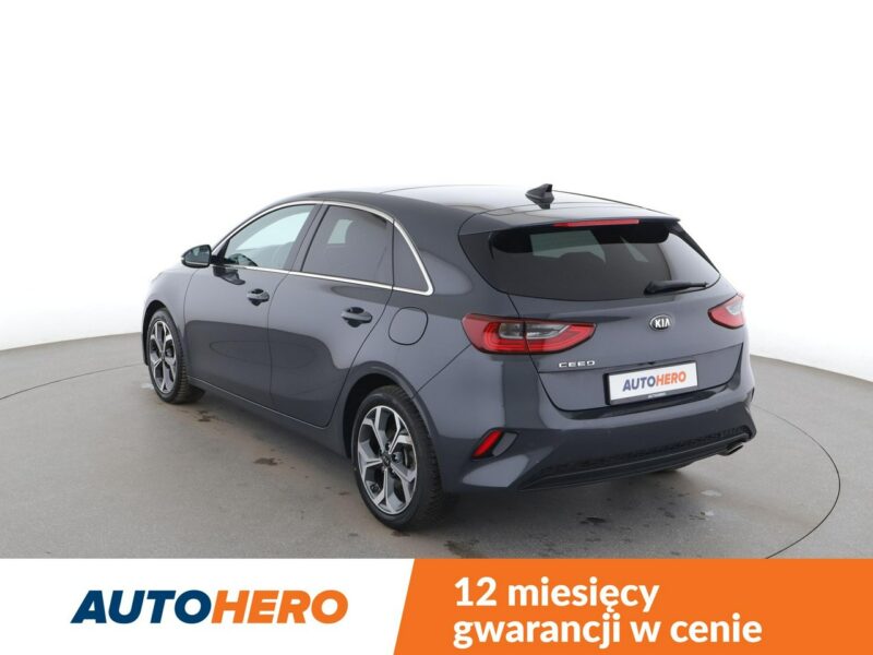 Kia Cee'd Panorama pdc klima autotempomat czujnik martwego pytania II (2012-)