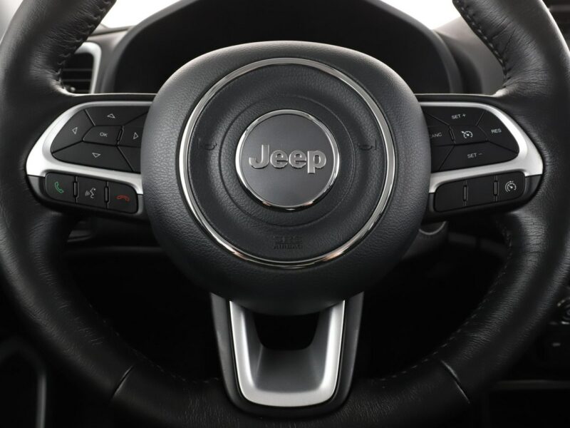 Jeep Renegade klima czujniki parkowania grzane fotele i kierownica I (2014-)