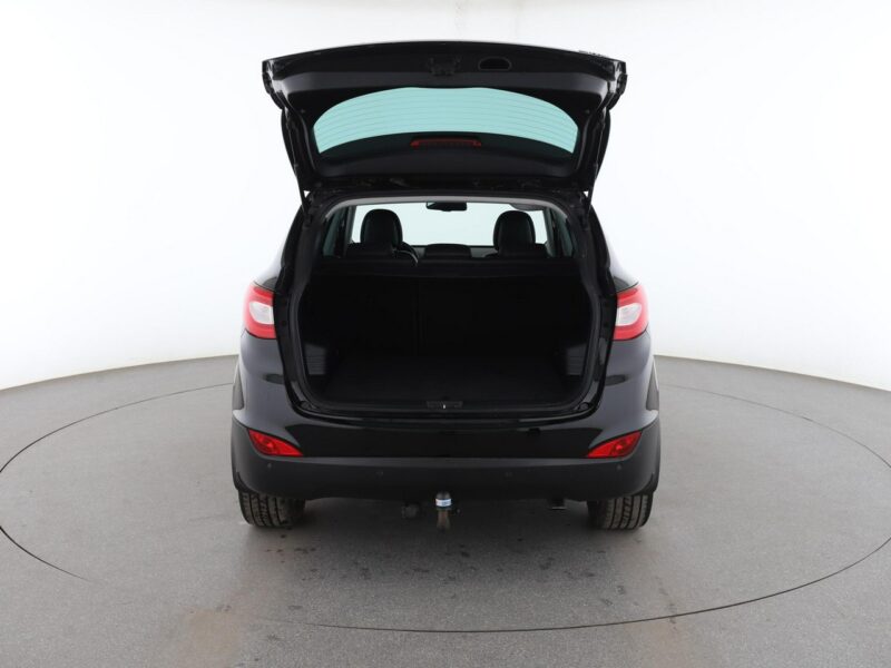 Hyundai ix35 4x4 skóra panorama navi klima auto kamera i czujniki parkowania hak