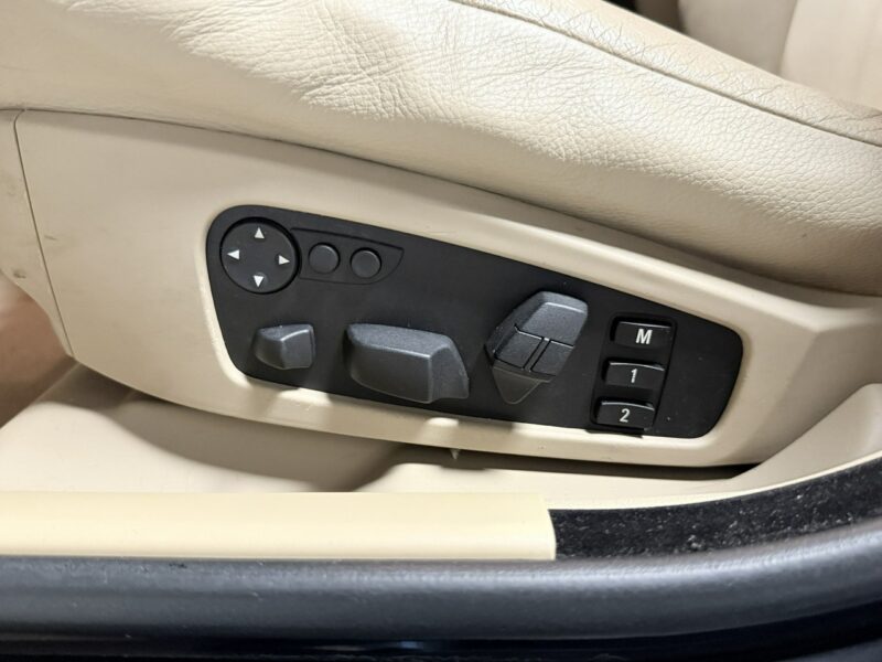 BMW 525 525i 218KM*Exclusive*Skóry*Bi-XenonNavi Professional*Komfortsitze E60 (2003-2010)