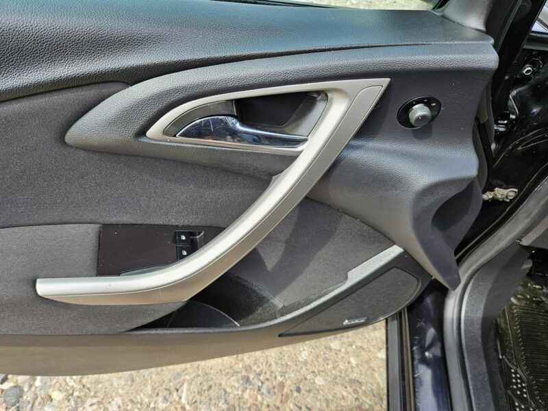 Opel Astra Opłacona Zdrowa Zadbana Serwisowana 1 WŁ Po Serwisie J (2009-2019)