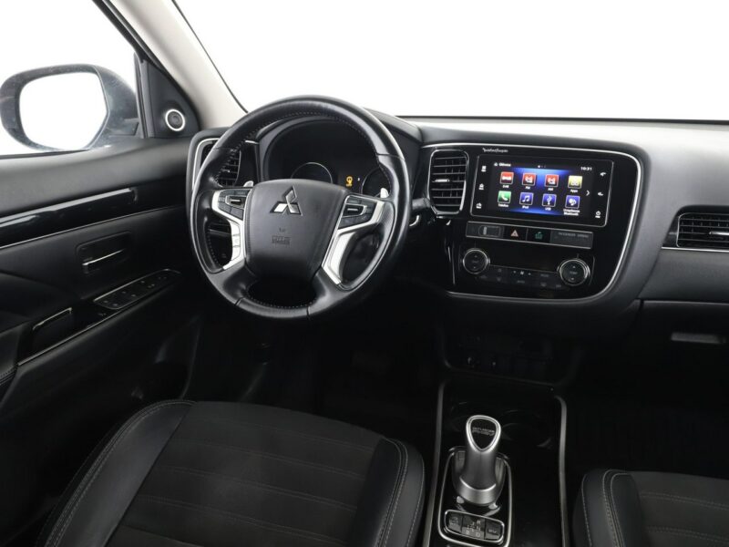 Mitsubishi Outlander PHEV 4X4 Automat Klimatyzacja Bluetooth III (2012-)