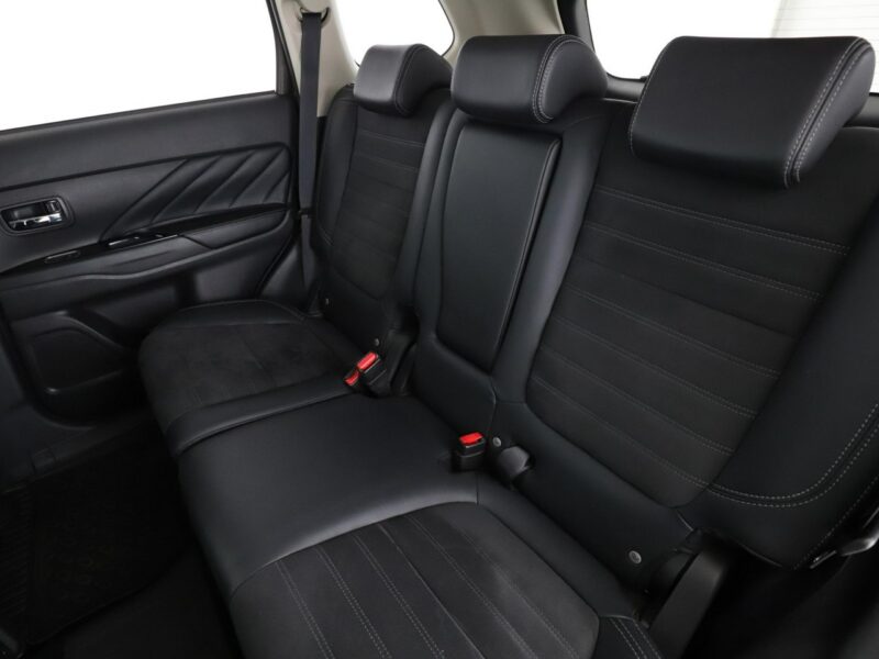 Mitsubishi Outlander PHEV 4X4 Automat Klimatyzacja Bluetooth III (2012-)