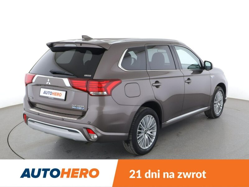Mitsubishi Outlander PHEV 4X4 Automat Klimatyzacja Bluetooth III (2012-)