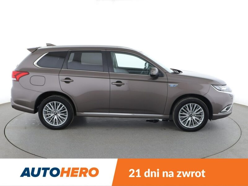 Mitsubishi Outlander PHEV 4X4 Automat Klimatyzacja Bluetooth III (2012-)