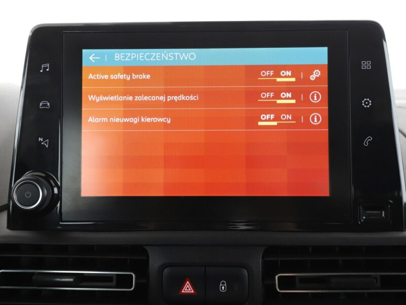 Citroen Berlingo navigacja klima auto czujniki parkowania III (2018-)