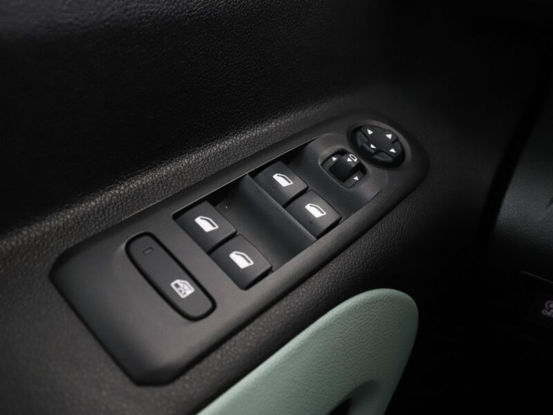 Citroen Berlingo navigacja klima auto czujniki parkowania III (2018-)