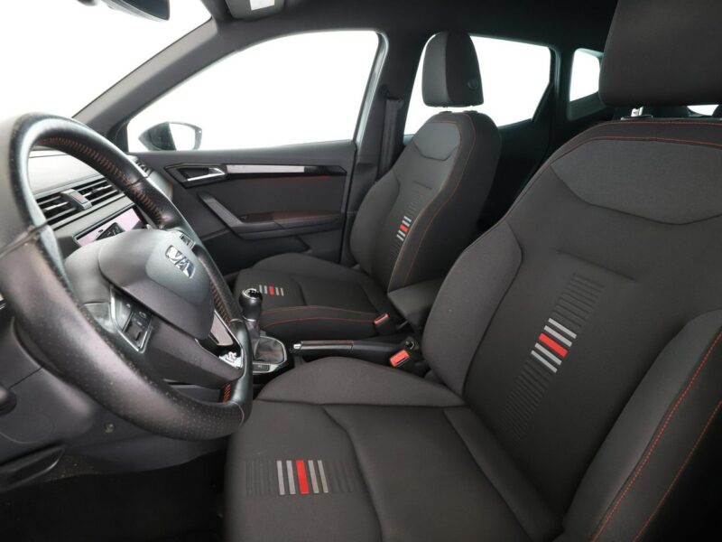 Seat Arona full LED navi klima auto czujniki parkowania