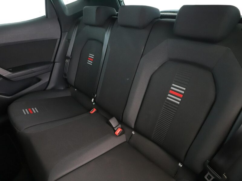 Seat Arona full LED navi klima auto czujniki parkowania
