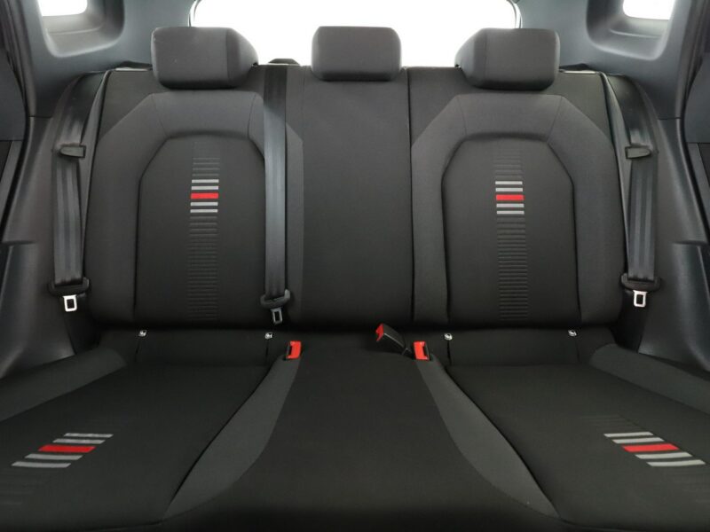 Seat Arona full LED navi klima auto czujniki parkowania