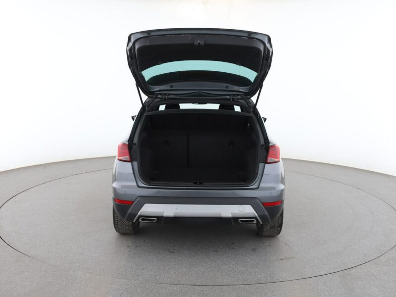 Seat Arona full LED navi klima auto czujniki parkowania