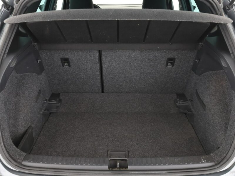 Seat Arona full LED navi klima auto czujniki parkowania